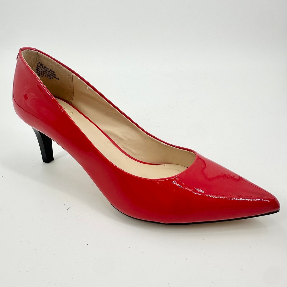 Monet Red Patent Leather Pointed Toe Pumps Classic Heels Size 7M